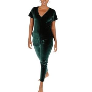 Smash+Tess SUNDAY VELVET ROMPER in ELEVATED EMERALD